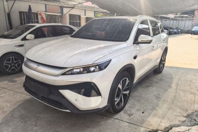Ojetý BYD Song Pro New Energy 2026 Model DM-i 220KM Beyond Version
