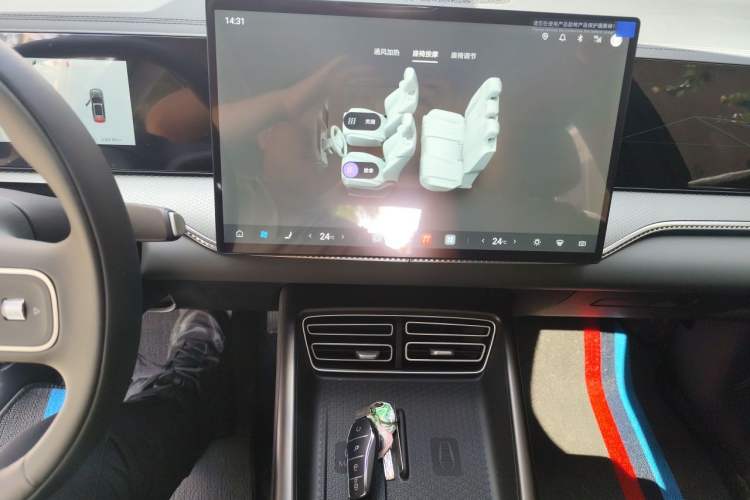 Used BYD Song Pro New Energy 2026 Model Flying Edition DM-i 301KM Excellence Edition Audio And AC Panel