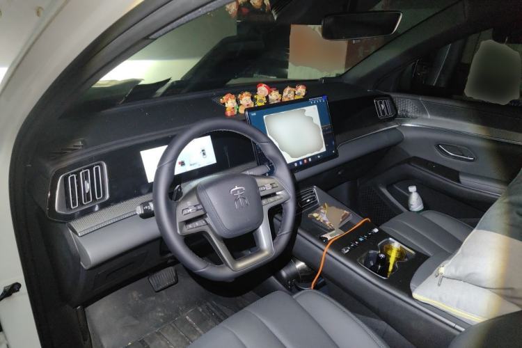 Used BYD Song Pro New Energy 2026 Model DM-i 220KM Beyond Version Center Console