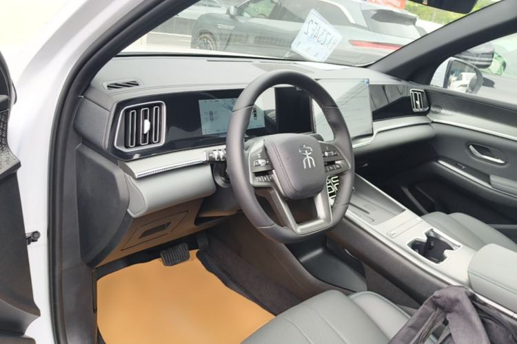 Used BYD Song Pro New Energy 2026 Model DM-i 133KM Superior Version Driver Seat