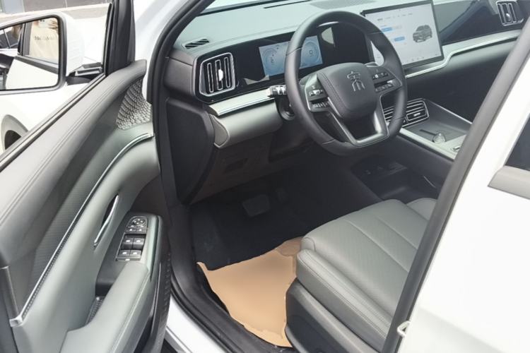 Used BYD Song Pro New Energy 2026 Model DM-i 133KM Progressive Version Driver Seat