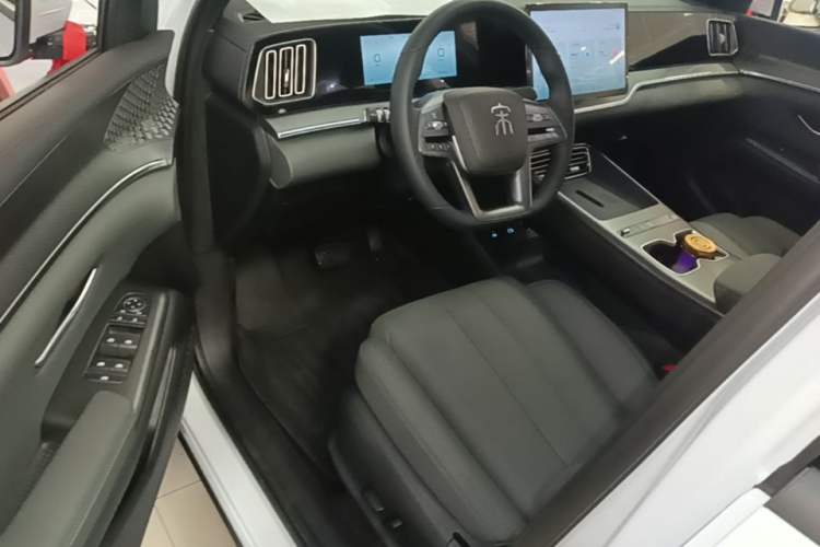 Used BYD Song Pro New Energy 2026 Model DM-i 133KM Progressive Version Driver Seat