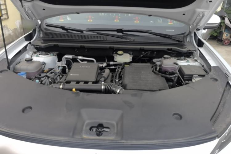 Used BYD Song Pro New Energy 2026 Model DM-i 220KM Beyond Version Engine Bay