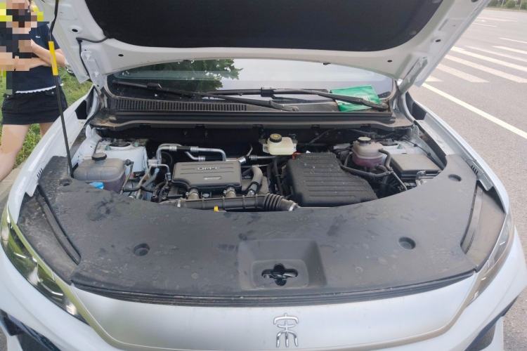Used BYD Song Pro New Energy 2026 Model DM-i 133KM Progressive Version Engine Bay