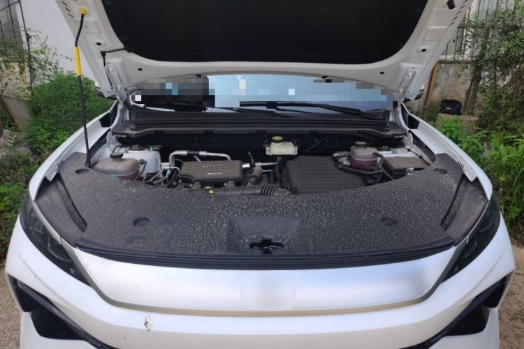 Used BYD Song Pro New Energy 2026 Model DM-i 133KM Progressive Version Engine Bay