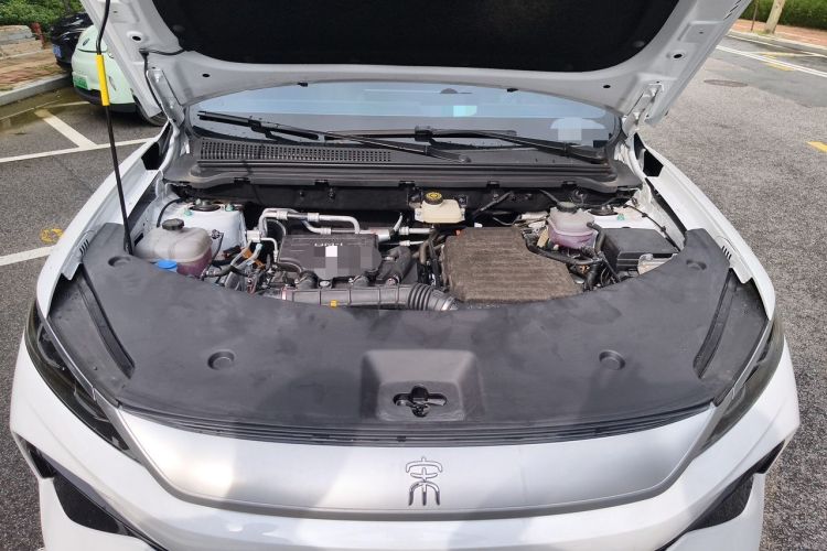 Used BYD Song Pro New Energy 2026 Model DM-i 133KM Superior Version Engine Bay