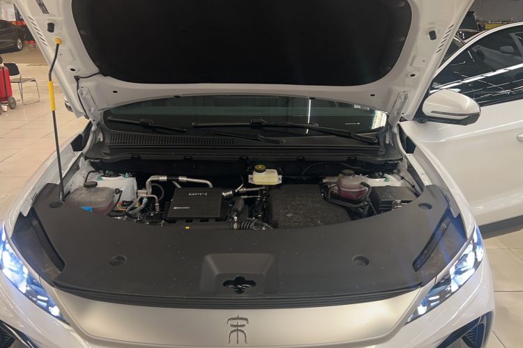 Used BYD Song Pro New Energy 2026 Model DM-i 220KM Beyond Version Engine Bay