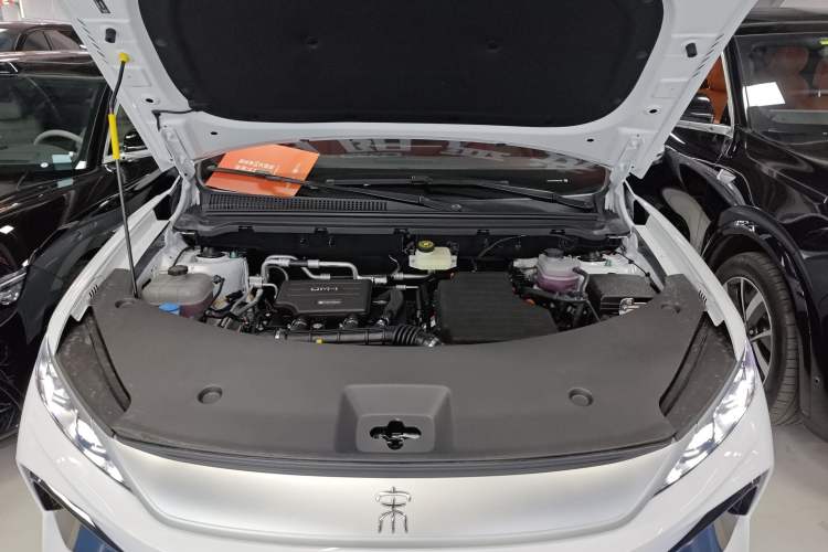 Used BYD Song Pro New Energy 2026 Model DM-i 133KM Superior Version Engine Bay