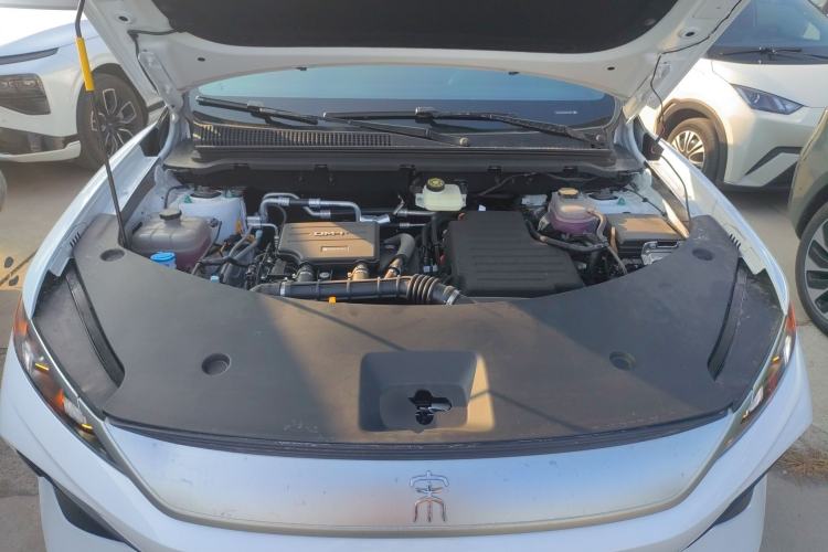 Used BYD Song Pro New Energy 2026 Model DM-i 133KM Superior Version Engine Bay