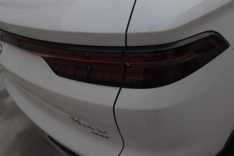 Used BYD Song Pro New Energy 2026 Model DM-i 220KM Beyond Version Exterior 3