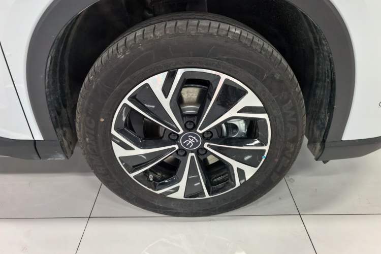 Used BYD Song Pro New Energy 2026 Model DM-i 133KM Superior Version Exterior 3
