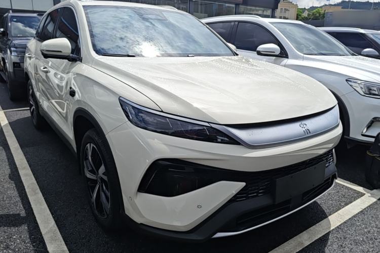 Used BYD Song Pro New Energy 2026 Model DM-i 220KM Beyond Version Front Right 45 Deg