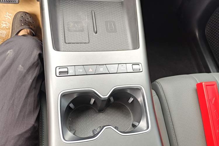 Used BYD Song Pro New Energy 2026 Model DM-i 220KM Beyond Version Gear Lever