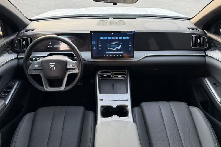 Used BYD Song Pro New Energy 2026 Model DM-i 133KM Progressive Version Interior 4