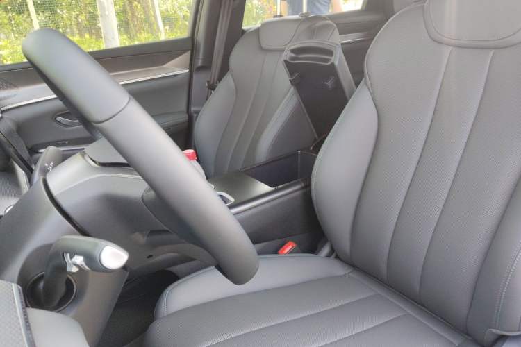 Used BYD Song Pro New Energy 2026 Model DM-i 133KM Progressive Version Left Front Seat