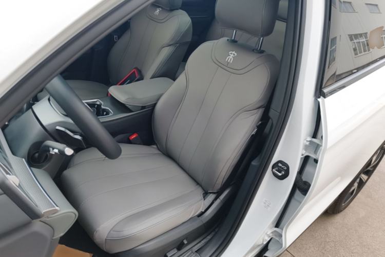 Used BYD Song Pro New Energy 2026 Model DM-i 220KM Beyond Version Left Front Seat