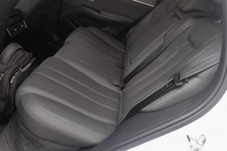 Used BYD Song Pro New Energy 2026 Model DM-i 220KM Beyond Version Left Rear Seat