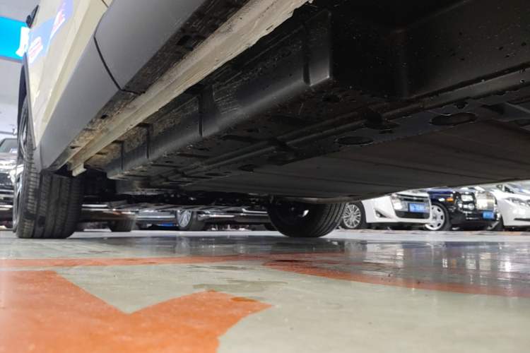Used BYD Song Pro New Energy 2026 Model DM-i 220KM Beyond Version Left Side Sill