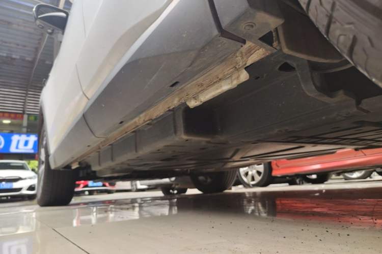 Used BYD Song Pro New Energy 2026 Model DM-i 133KM Superior Version Left Side Sill