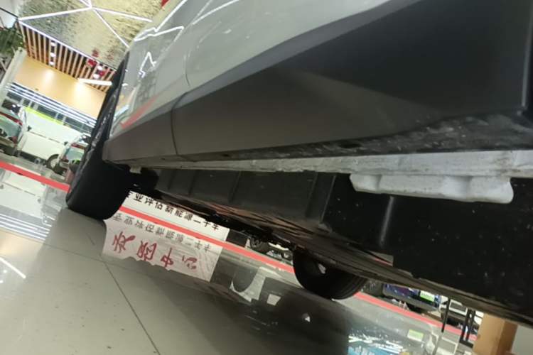Used BYD Song Pro New Energy 2026 Model DM-i 133KM Progressive Version Left Side Sill