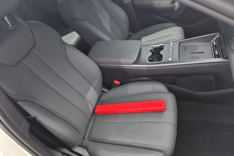 Used BYD Song Pro New Energy 2026 Model DM-i 220KM Beyond Version Right Front Seat