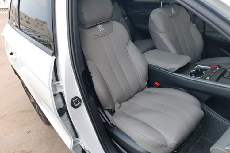 Used BYD Song Pro New Energy 2026 Model DM-i 220KM Beyond Version Right Front Seat
