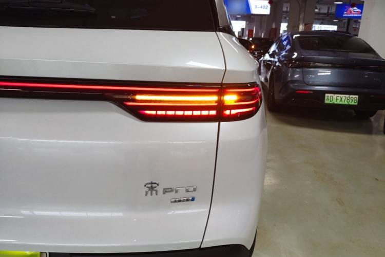 Used BYD Song Pro New Energy 2026 Model DM-i 220KM Beyond Version Right Rear Taillight