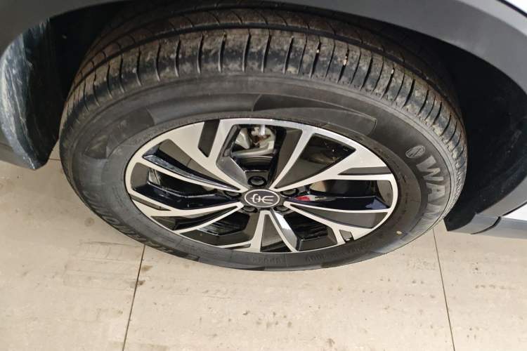 Used BYD Song Pro New Energy 2026 Model DM-i 133KM Progressive Version Right Rear Wheel Hub