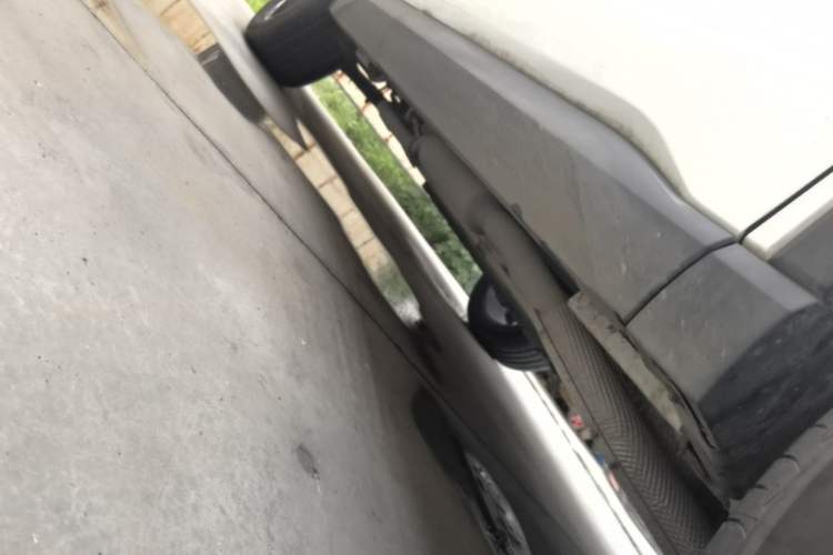 Used BYD Song Pro New Energy 2026 Model DM-i 220KM Beyond Version Right Side Sill