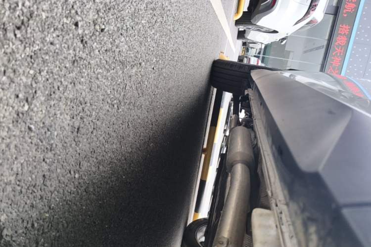 Used BYD Song Pro New Energy 2026 Model DM-i 133KM Superior Version Right Side Sill
