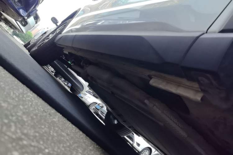 Used BYD Song Pro New Energy 2026 Model DM-i 133KM Progressive Version Right Side Sill