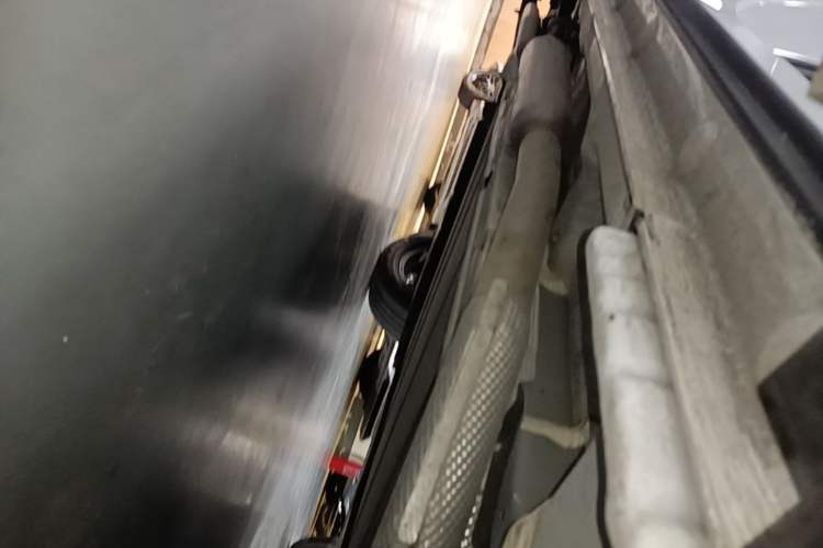 Used BYD Song Pro New Energy 2026 Model DM-i 133KM Superior Version Right Side Sill