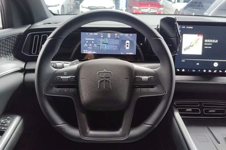 Used BYD Song Pro New Energy 2026 Model DM-i 133KM Superior Version Steering Wheel
