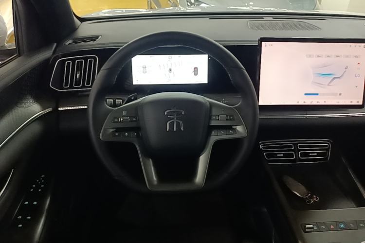 Used BYD Song Pro New Energy 2026 Model DM-i 133KM Superior Version Steering Wheel