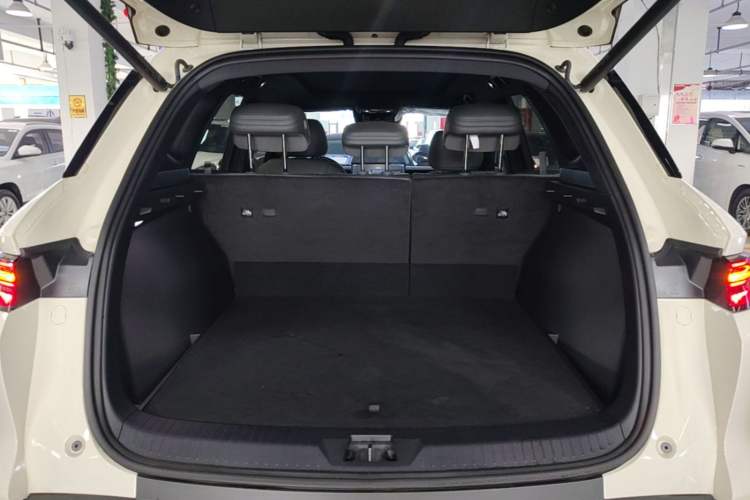 Used BYD Song Pro New Energy 2026 Model DM-i 220KM Beyond Version Trunk