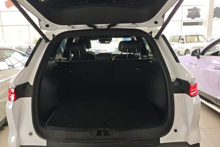 Used BYD Song Pro New Energy 2026 Model DM-i 133KM Progressive Version Trunk
