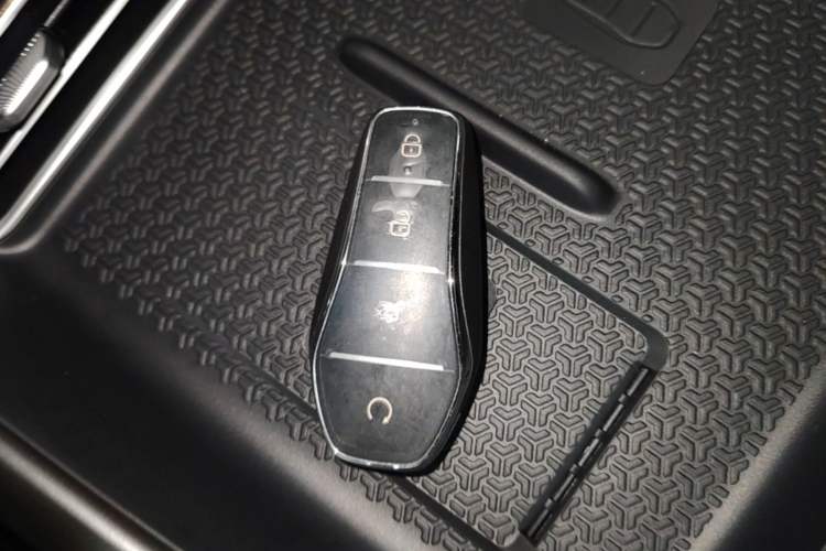 Used BYD Song Pro New Energy 2026 Model DM-i 220KM Beyond Version Vehicle Key