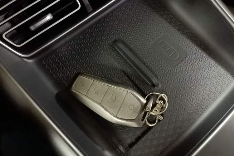 Used BYD Song Pro New Energy 2026 Model DM-i 133KM Superior Version Vehicle Key