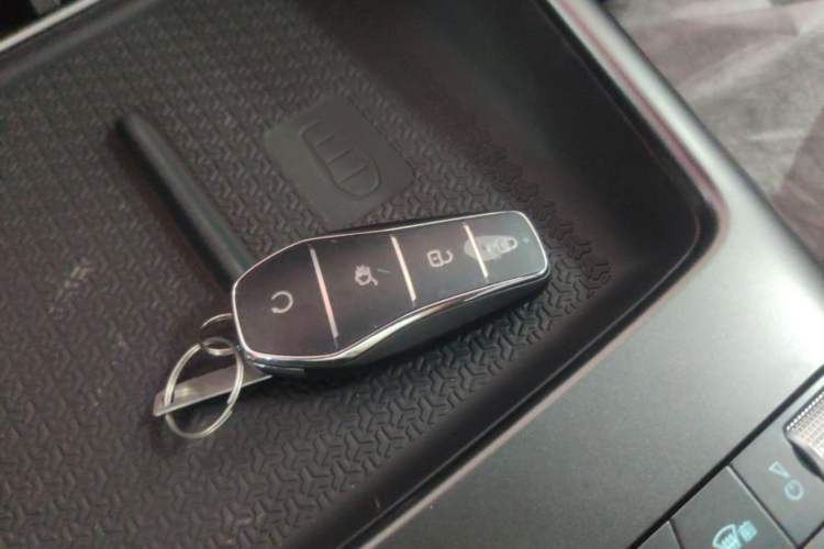 Used BYD Song Pro New Energy 2026 Model DM-i 133KM Progressive Version Vehicle Key