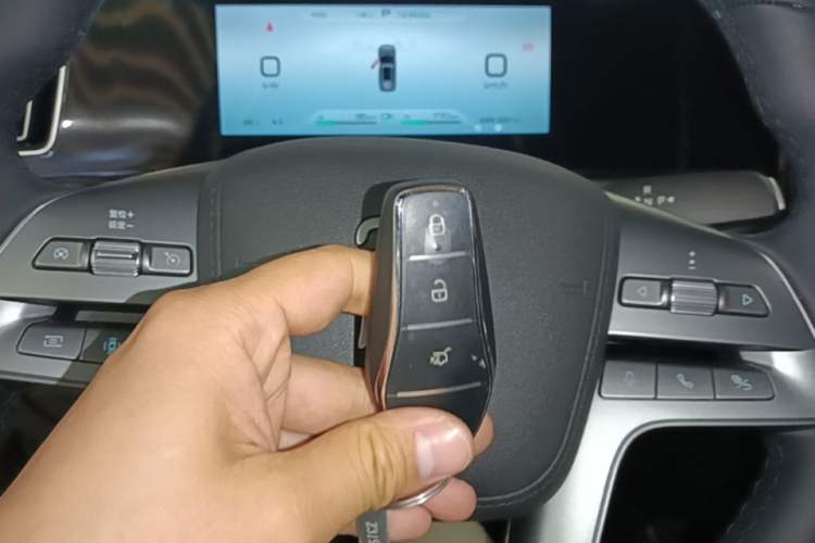 Used BYD Song Pro New Energy 2026 Model DM-i 133KM Progressive Version Vehicle Key