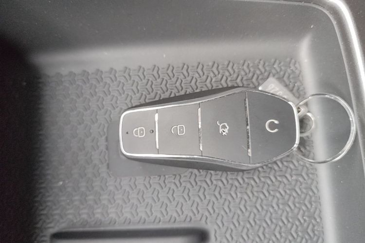 Used BYD Song Pro New Energy 2026 Model DM-i 133KM Superior Version Vehicle Key