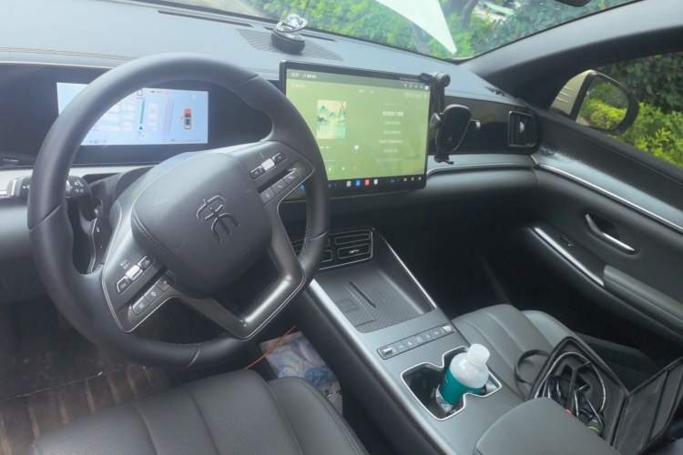 Used BYD Song Pro New Energy 2026 Model Flying Edition DM-i 220KM Superior Edition Center Console