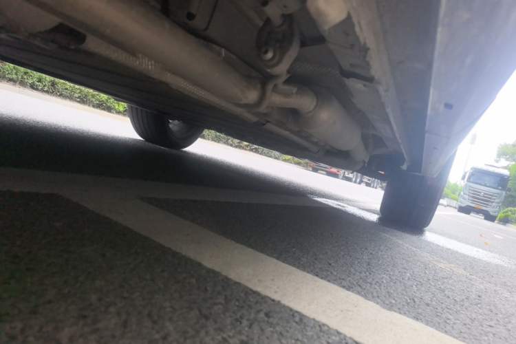 Used BYD Song Pro New Energy 2026 Model Flying Edition DM-i 220KM Superior Edition Chassis Rear Right