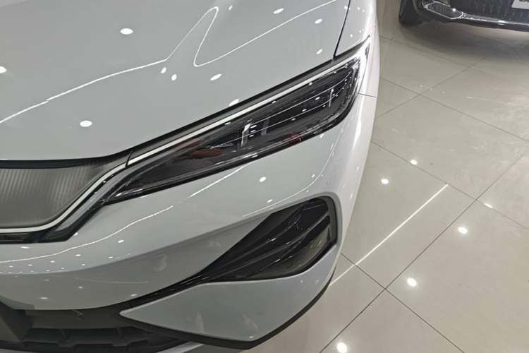 Used BYD Song Ultra EV 2026 Model 710KM Superior Edition Left Front Headlight