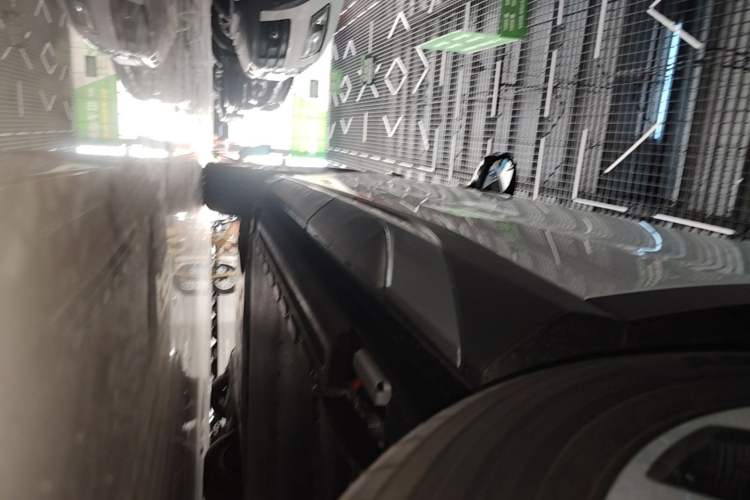 Used BYD Song Ultra EV 2026 Model 710KM Excellence Version Left Side Sill