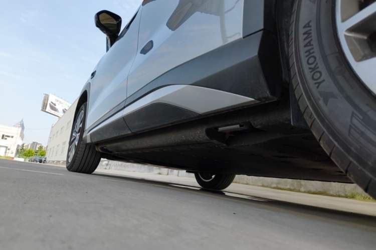 Used BYD Song Ultra EV 2026 Model 710KM Superior Edition Left Side Sill