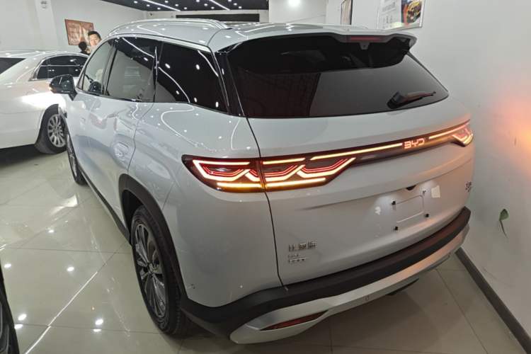 Used BYD Song Ultra EV 2026 Model 710KM Superior Edition Rear Left 45 Deg