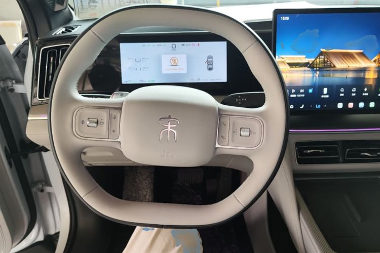 Used BYD Song Ultra EV 2026 Model 710KM Superior Edition Steering Wheel