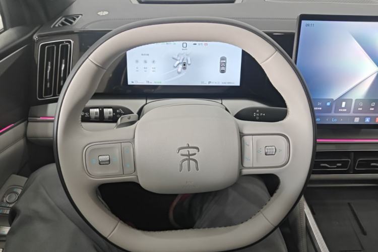 Used BYD Song Ultra EV 2026 Model 710KM Superior Edition Steering Wheel