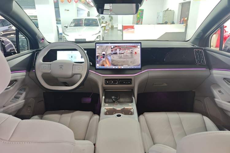 Used BYD Song Ultra EV 2026 Model 710KM Excellence Version Center Console